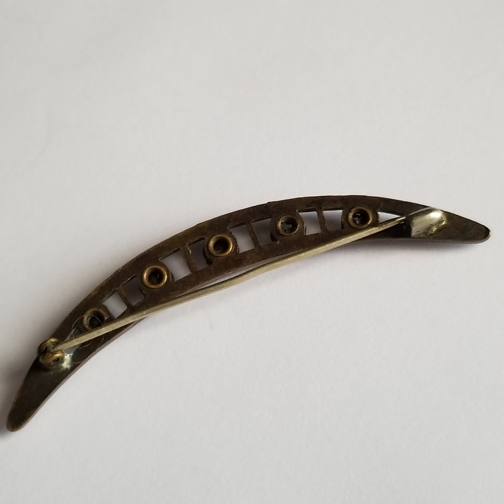 Relisted - Antique crescent moon brooch black enamel pin victorian vintage - Picture 12 of 12